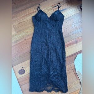 Lulu's Elegant Black Lace Dress